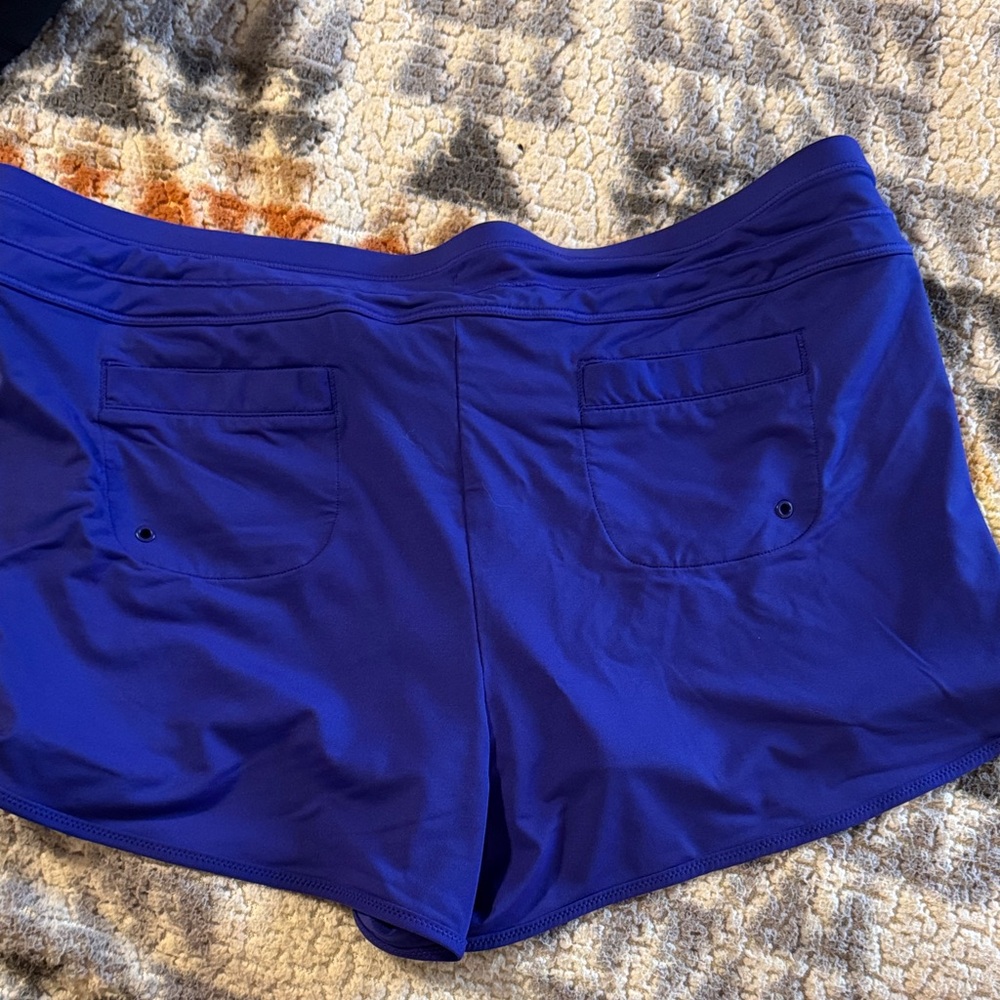 Athleta boy short swim bottoms - Picture 2 of 3